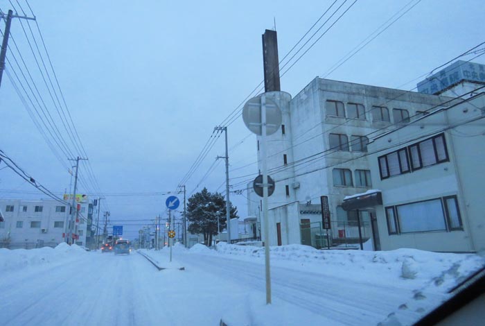 webnews今朝の北見/とん田通り、南大通り交差点から国道39号方向