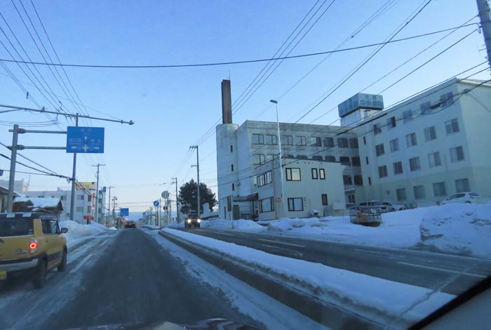 webnews今朝の北見/とん田通り、南大通り交差点から国道39号方向
