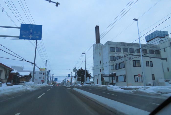 webnews今朝の北見/とん田通り、南大通り交差点から国道39号方向