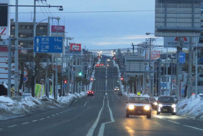 webnews今朝の北見/交差点から奥は常呂方面