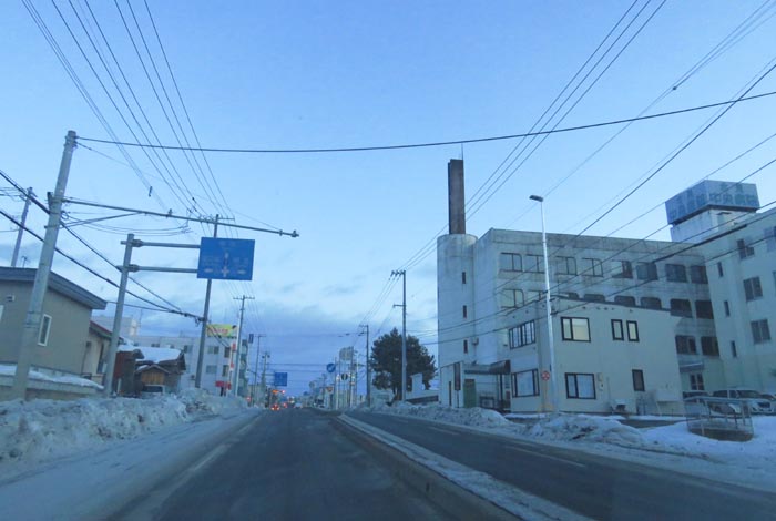 webnews今朝の北見/とん田通り、南大通り交差点から国道39号方向