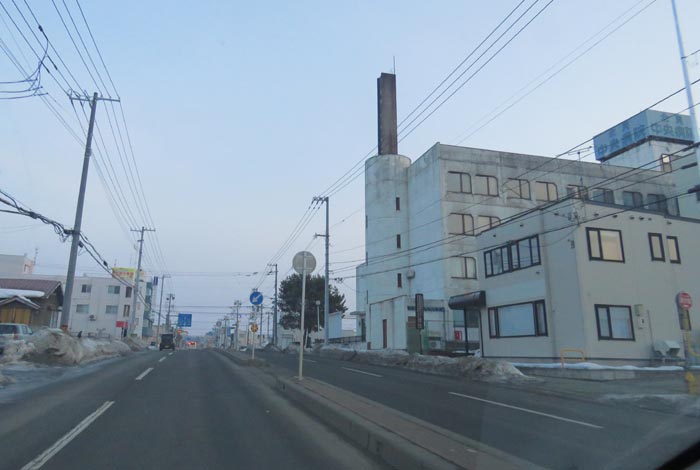 webnews今朝の北見/とん田通り、南大通り交差点から国道39号方向