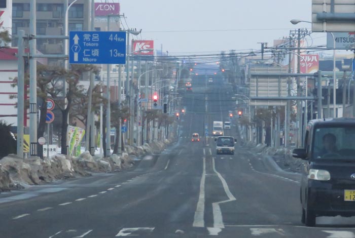 webnews今朝の北見/交差点から奥は常呂方面