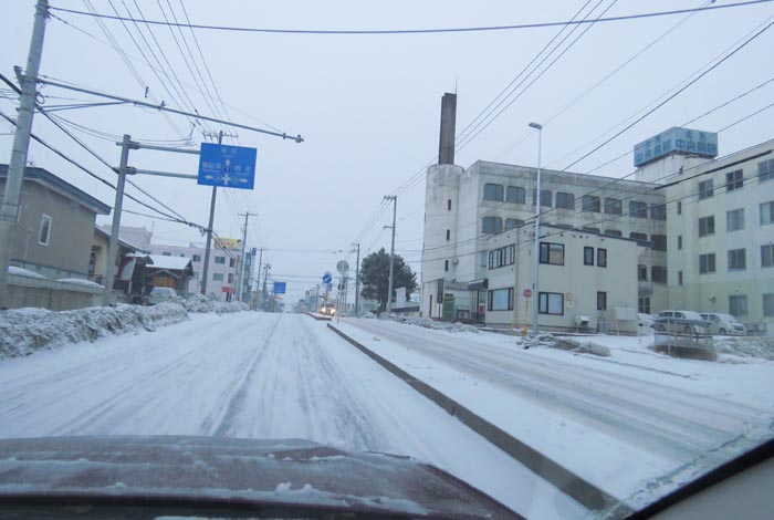 webnews今朝の北見/とん田通り、南大通り交差点から国道39号方向