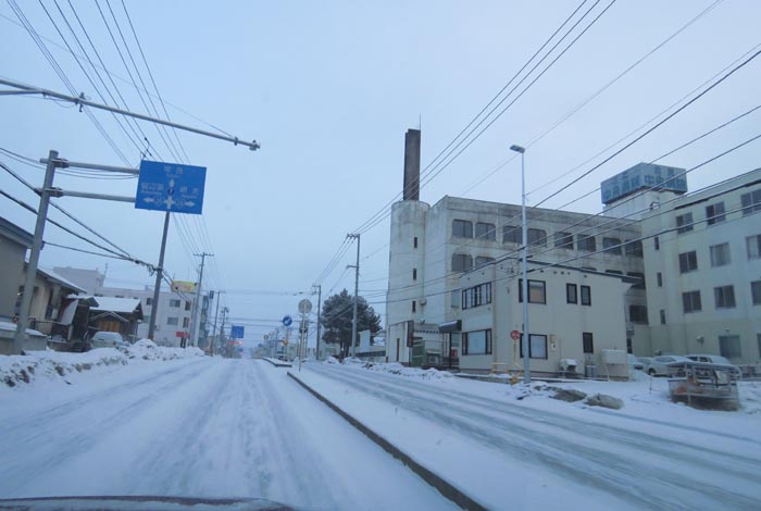 webnews今朝の北見/とん田通り、南大通り交差点から国道39号方向