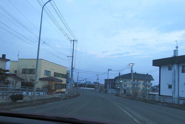 webnews今朝の北見/無加川橋を渡り南大通り交差点方向