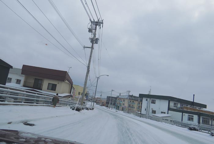 webnews今朝の北見/無加川橋を渡り南大通り交差点方向
