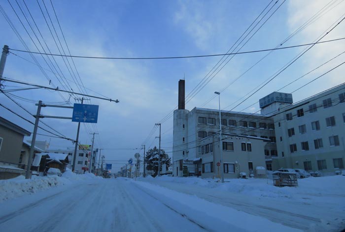 webnews今朝の北見/とん田通り、南大通り交差点から国道39号方向