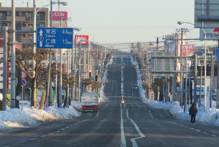 webnews今朝の北見/交差点から奥は常呂方面