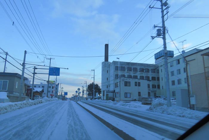 webnews今朝の北見/とん田通り、南大通り交差点から国道39号方向