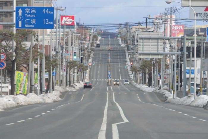 webnews今朝の北見/交差点から奥は常呂方面