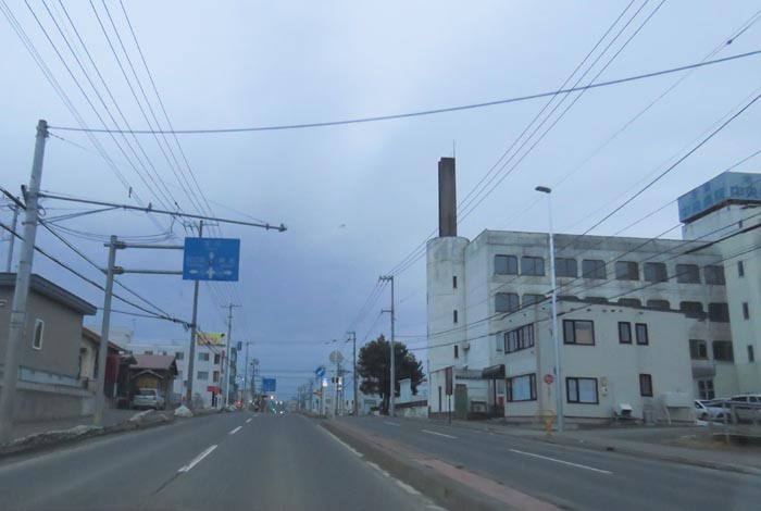 webnews今朝の北見/とん田通り、南大通り交差点から国道39号方向