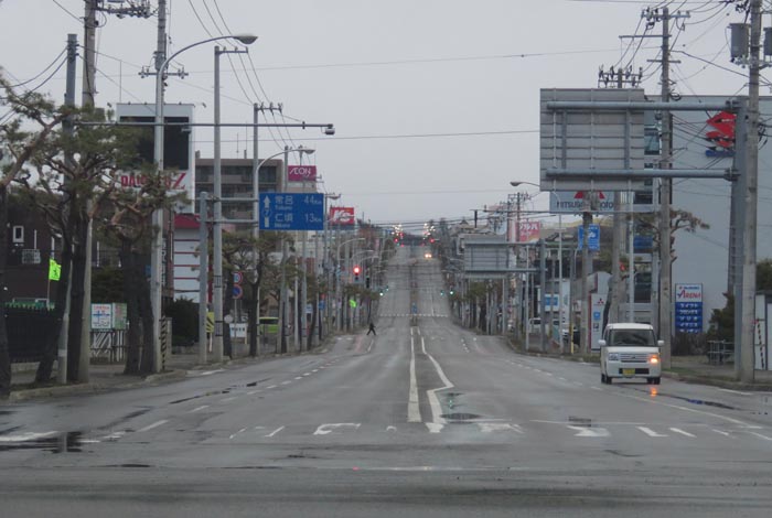 webnews今朝の北見/交差点から奥は常呂方面