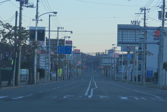 webnews今朝の北見/交差点から奥は常呂方面