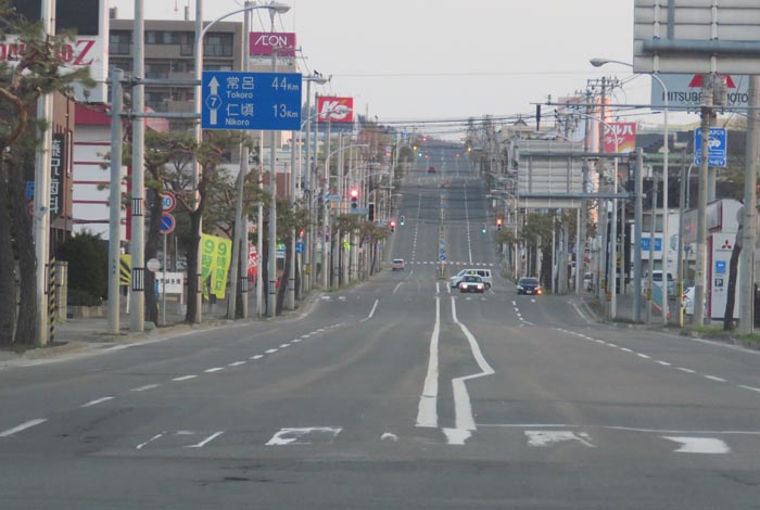 webnews今朝の北見/交差点から奥は常呂方面