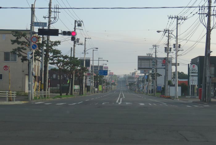 webnews今朝の北見/交差点から奥は常呂方面