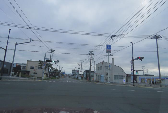 webnews今朝の北見/交差点から奥は常呂方面