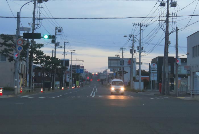 webnews今朝の北見/交差点から奥は常呂方面