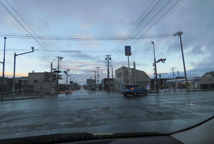 webnews今朝の北見/交差点から奥は常呂方面