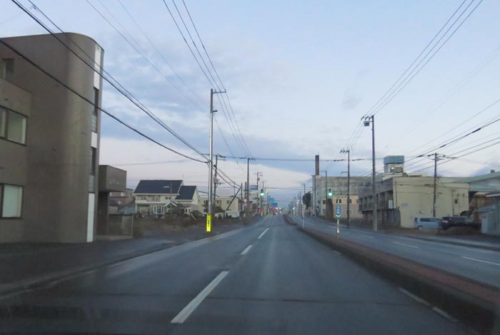 webnews今朝の北見/とん田通り、南大通り交差点から国道39号方向