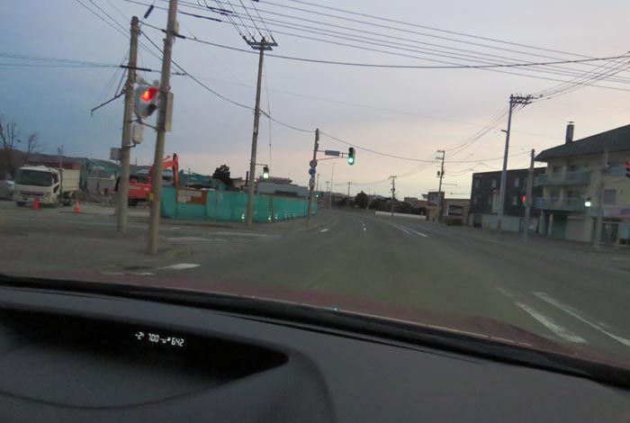 webnews今朝の北見/無加川橋を渡り南大通り交差点方向