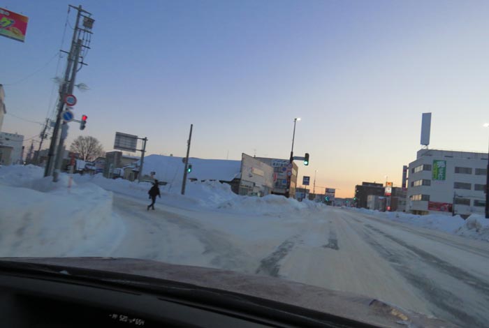 webnews今朝の北見/交差点から北4条通り側のパレスビル方向