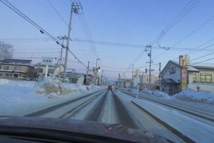 webnews今朝の北見/とん田通り、南大通り交差点から国道39号方向