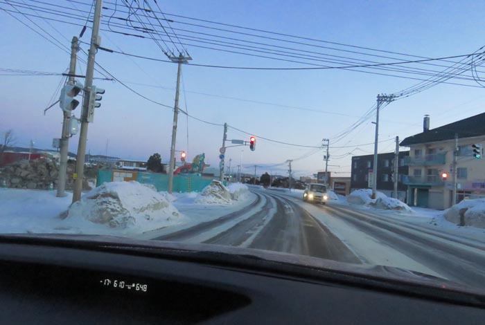 webnews今朝の北見/無加川橋を渡り南大通り交差点方向