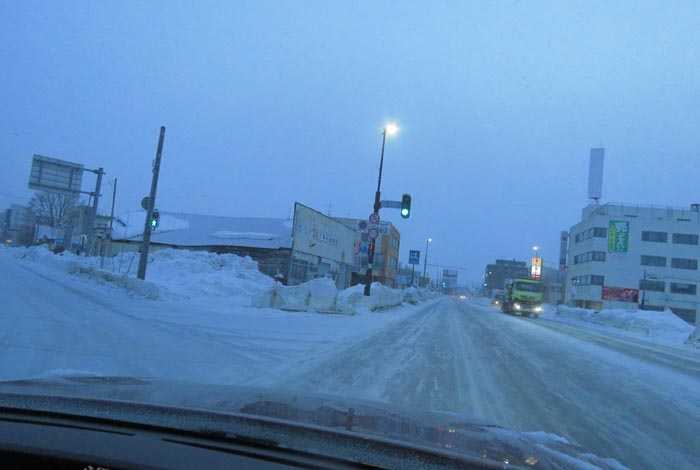 webnews�����̖k���^�����_����k�S��ʂ葤�̃p���X�r������