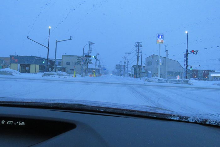 webnews今朝の北見/交差点から奥は常呂方面