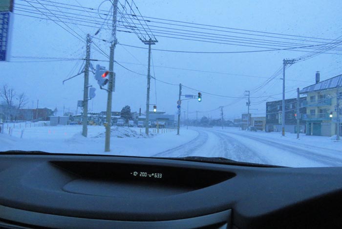 webnews今朝の北見/無加川橋を渡り南大通り交差点方向