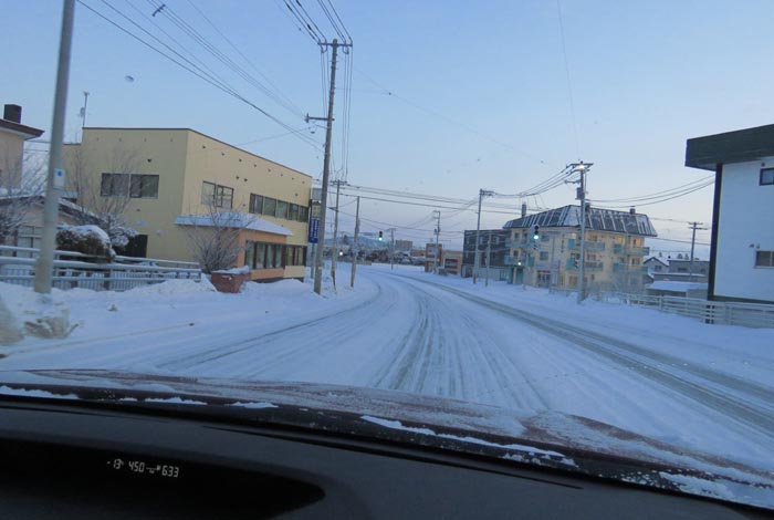 webnews今朝の北見/無加川橋を渡り南大通り交差点方向