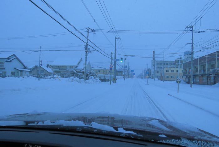 webnews今朝の北見/とん田通り、南大通り交差点から国道39号方向