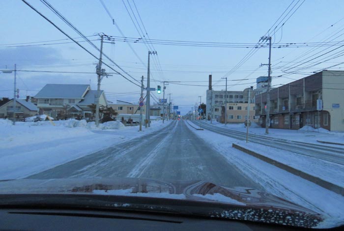 webnews今朝の北見/とん田通り、南大通り交差点から国道39号方向