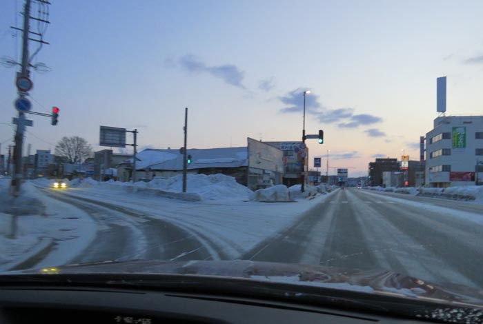 webnews今朝の北見/交差点から北4条通り側のパレスビル方向