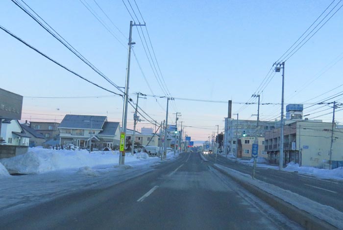 webnews今朝の北見/とん田通り、南大通り交差点から国道39号方向