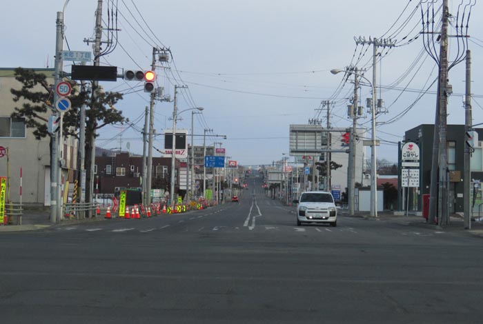 webnews今朝の北見/交差点から奥は常呂方面