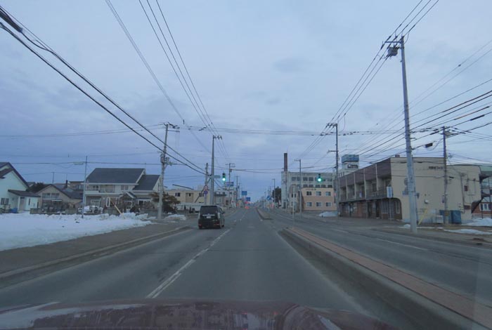 webnews今朝の北見/とん田通り、南大通り交差点から国道39号方向