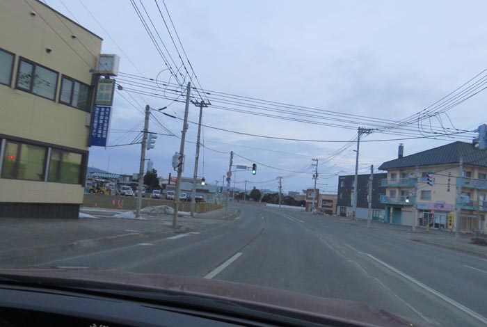 webnews今朝の北見/無加川橋を渡り南大通り交差点方向