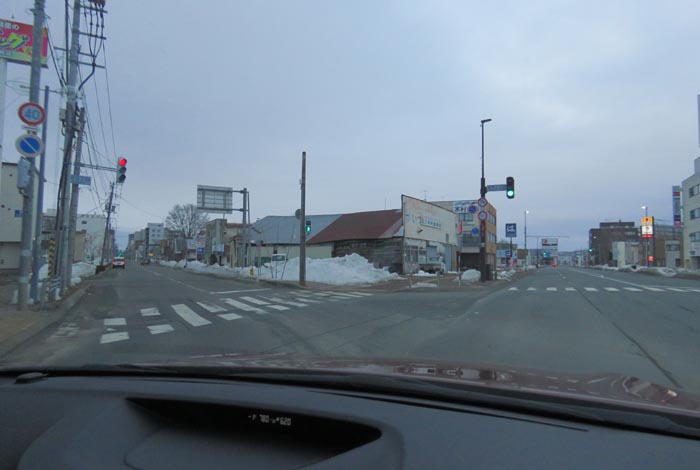 webnews今朝の北見/交差点から北4条通り側のパレスビル方向