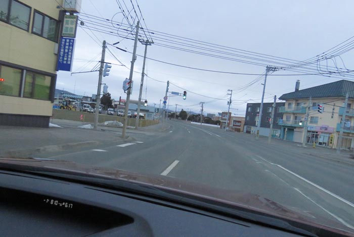 webnews今朝の北見/無加川橋を渡り南大通り交差点方向