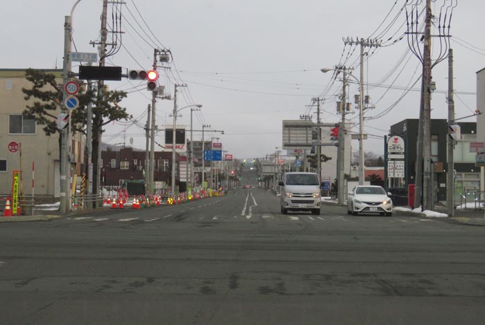webnews今朝の北見/交差点から奥は常呂方面