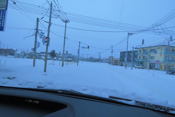 webnews今朝の北見/無加川橋を渡り南大通り交差点方向