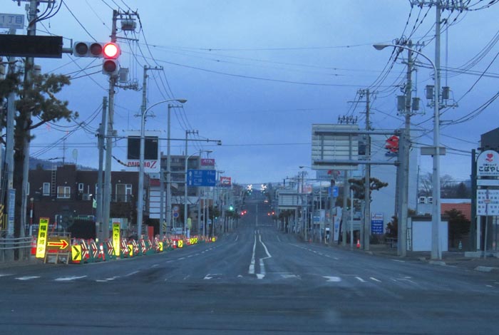 webnews今朝の北見/交差点から奥は常呂方面