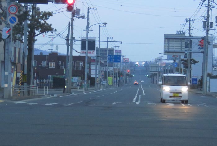 webnews今朝の北見/交差点から奥は常呂方面