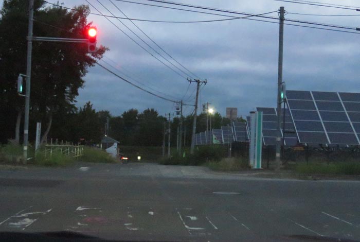 webnews今朝の北見/交差点から奥が無加川の右岸堤防